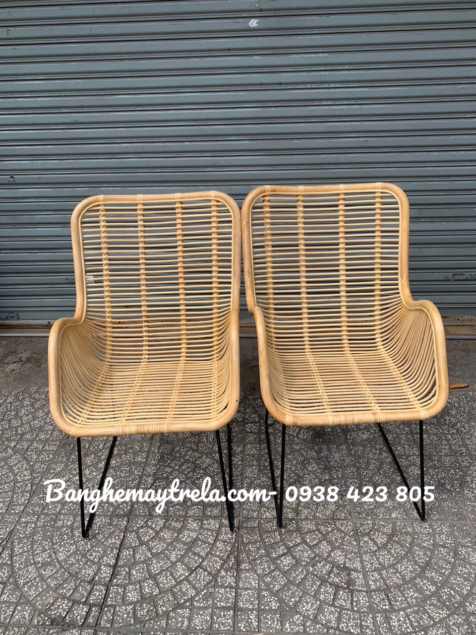 Bàn ghế mây chân sắt uống trà